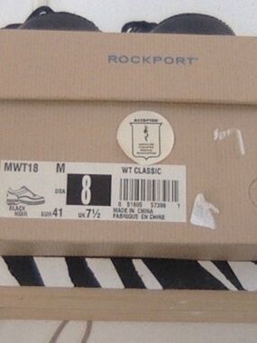 ROCKPORT SHOES ***NEW*** ITEM #MWT18 MEDIUM WIDTH SIZE 8